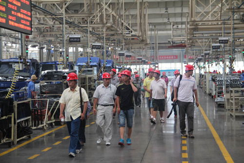 福田諸城汽車廠開啟第二批瑞沃體驗(yàn)之旅，深化技術(shù)交流共謀發(fā)展
